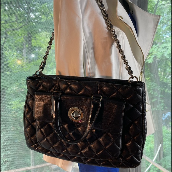 Kate Spade big shiny black leather bag. Beautiful design, lots of space, gold. - Picture 2 of 14